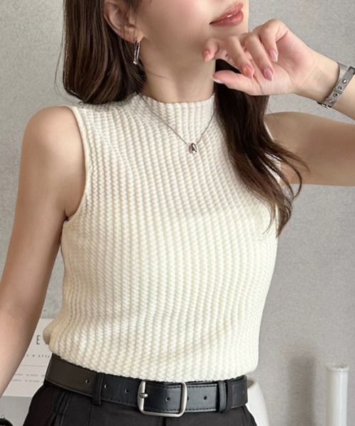 Eclat one(エクラワン)の「【Eclat one】モックネック ノースリーブ ニット ◎(ニット/セーター・レディース・アイボリー/グリーン/チャコール・FREE)」の3枚目の写真
