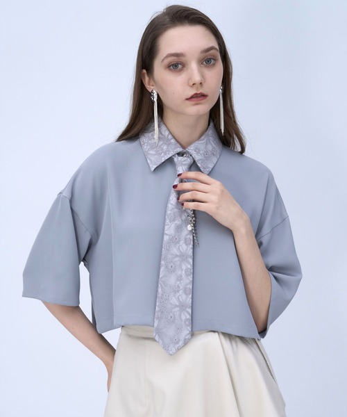 HARE（ハレ）の「パーツツキネクタイシャツ(HARE)（シャツ/ブラウス・レディース・ブラック/ライトブルー/ホワイト/ピンク・FREE）」の3枚目の写真