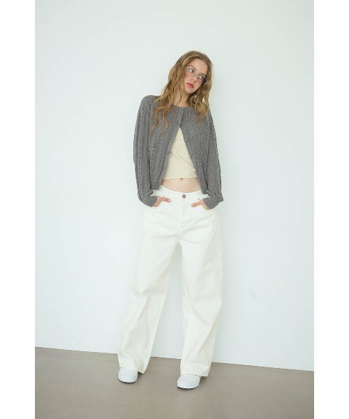 ALEXIA STAM（アリシアスタン）の「Floral Denim Pants /ウエストフローラル デニムパンツ（デニムパンツ・レディース・ブルー/ホワイト・2/1/0/3）」の2枚目の写真