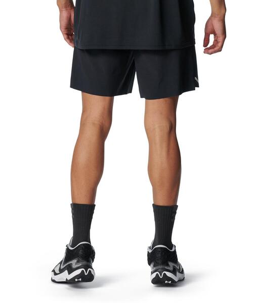 UNDER ARMOUR(アンダーアーマー)の「UAストリートクエスト ショーツ(バスケットボール/メンズ)(その他パンツ・メンズ・ブラック・M/L/XL/S)」の2枚目の写真