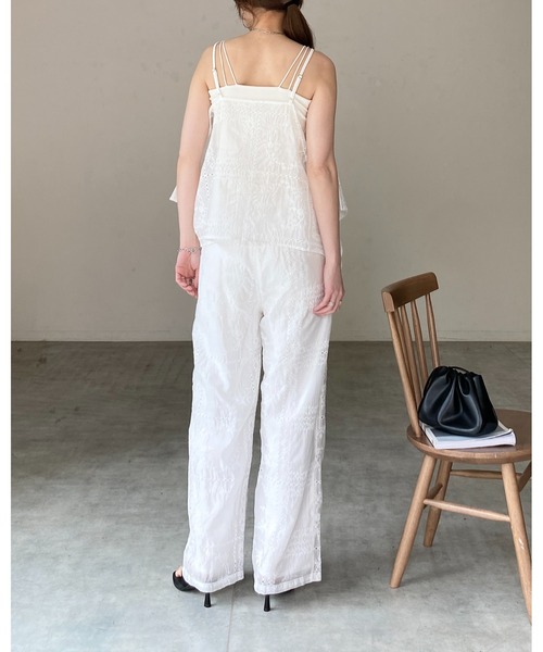 She's Closet（シーズクローゼット）の「花柄 刺繍レース エンブロイダリー パッチワーク風 アシンメトリー ヘム キャミソール ビスチェ（キャミソール・レディース・オフホワイト/ブラック・FREE）」の18枚目の写真