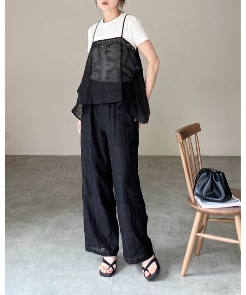 She's Closet（シーズクローゼット）の「花柄 刺繍レース エンブロイダリー パッチワーク風 アシンメトリー ヘム キャミソール ビスチェ（キャミソール・レディース・オフホワイト/ブラック・FREE）」の21枚目の写真