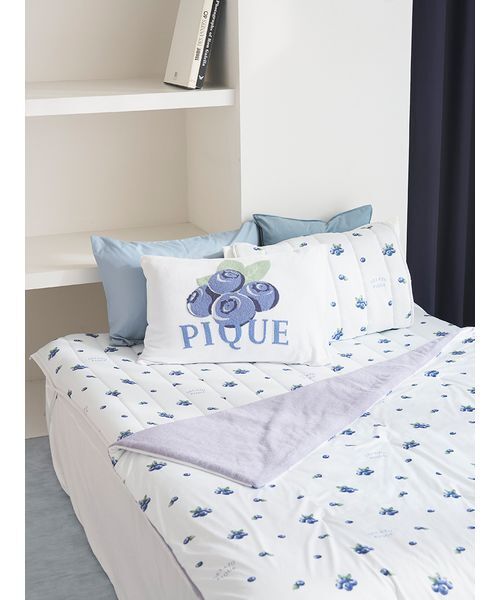 寝具 Sleep】【接触冷感】フルーツ柄もちもちリバーシブルケット（寝具
