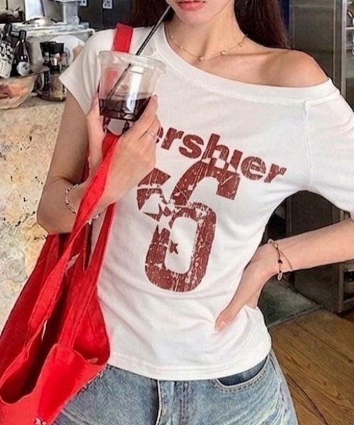 NANEA(ナネア)の「ロゴプリントTシャツ 2ウェイ(Tシャツ/カットソー・レディース・ホワイト/ネイビー・MEDIUM)」の10枚目の写真