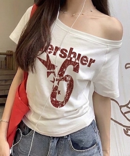 NANEA(ナネア)の「ロゴプリントTシャツ 2ウェイ(Tシャツ/カットソー・レディース・ホワイト/ネイビー・MEDIUM)」の12枚目の写真
