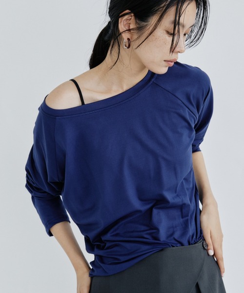 DRWCYS(ドロシーズ)の「オフショルルーズTEE(Tシャツ/カットソー・レディース・ブラック/ホワイト/ネイビー・FREE)」の15枚目の写真
