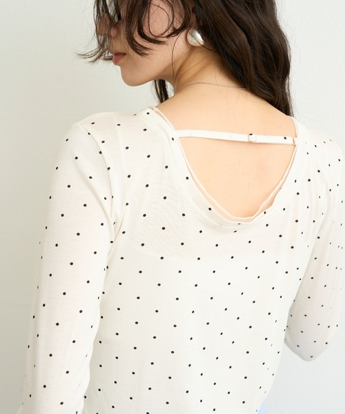 Lutim by u(ルチバイユー)の「チュールレイヤードバックオープンドットトップス(Tシャツ/カットソー・レディース・ホワイト/ナチュラル/ブラック・FREE)」の15枚目の写真