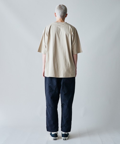 rehacer（レアセル）の「rehacer : Hands Free Relax Fit T-Shirt / ハンズフリー リラックスフィット Tシャツ（Tシャツ/カットソー・メンズ・ベージュ/ホワイト/ピンク・SMALL/MEDIUM/LARGE/X-LARGE）」の11枚目の写真