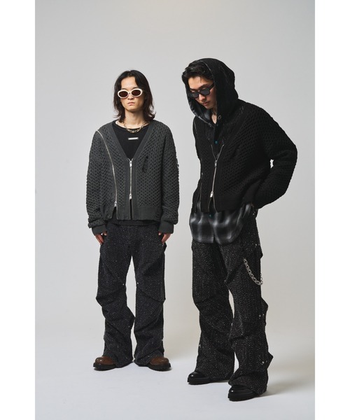 VI E DIT(ヴィエディット)の「Needle Stud Random Tack Pants/ニードルスタッズランダムタックパンツ/ワイドデニム(デニムパンツ・メンズ・その他・1/2)」の5枚目の写真