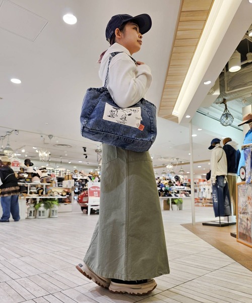 SNOOPY×OLD BETTY'S(スヌーピーカケルオールドベティーズ)の「スヌーピー【SNOOPY】デニム チェーン ショルダーバッグ(ショルダーバッグ・レディース・ブルー/インディゴブルー・FREE)」の3枚目の写真