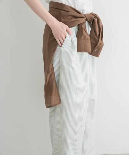 ITEMS URBANRESEARCH(アイテムズ アーバンリサーチ)の「サッカーストライプパンツ(その他パンツ・レディース・ブラック/ライトブルー・FREE)」の16枚目の写真