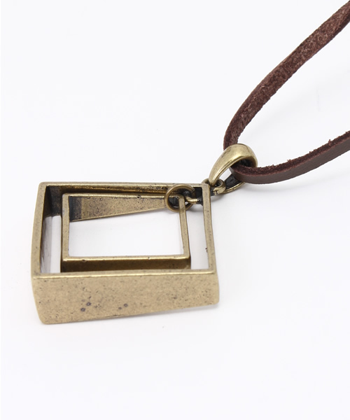 MYE-DO'（マイ・ドゥ）の「ネックレス ”quadratus”（ネックレス・メンズ・ブラウン/ブラック・FREE）」の4枚目の写真