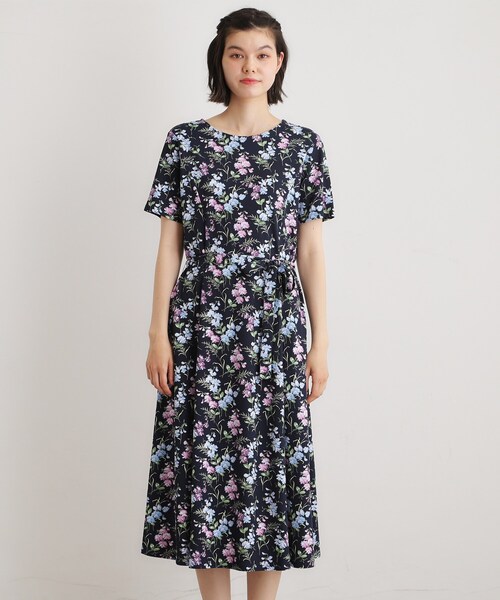 LAURA ASHLEY（ローラアシュレイ）の「【UVカット／接触冷感】ポリー柄 コットンジャージーワンピース（ワンピース・レディース・ホワイト系3/ネイビー系・38/40）」の11枚目の写真