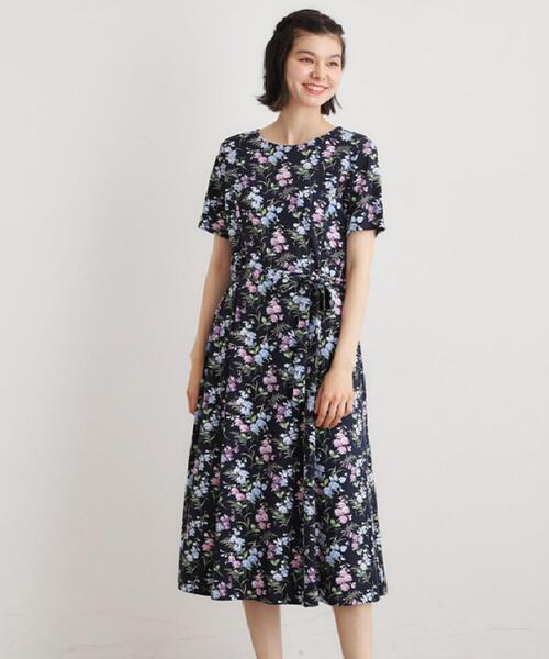 LAURA ASHLEY（ローラアシュレイ）の「【UVカット／接触冷感】ポリー柄 コットンジャージーワンピース（ワンピース・レディース・ホワイト系3/ネイビー系・38/40）」の20枚目の写真