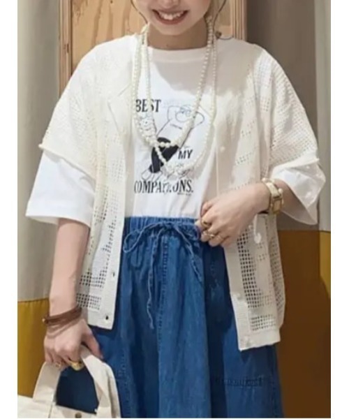 Samansa Mos2(サマンサ モスモス)の「ヴィンテージ風天竺おじさんプリント刺繍Tシャツ(Tシャツ/カットソー・レディース・オフホワイト/チャコールグレー/グレー・F)」の1枚目の写真