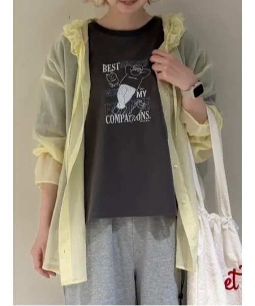 Samansa Mos2(サマンサ モスモス)の「ヴィンテージ風天竺おじさんプリント刺繍Tシャツ(Tシャツ/カットソー・レディース・オフホワイト/チャコールグレー/グレー・F)」の2枚目の写真