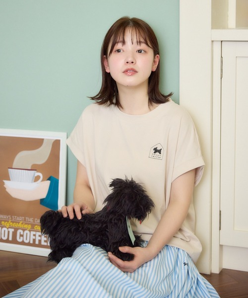 meeny miny(ミーニーマイニー)の「【メゾンテリア】Maison TerrierロゴTシャツ(Tシャツ/カットソー・レディース・ホワイト/グレイッシュベージュ/チャコールグレー・S-M/M-L)」の15枚目の写真