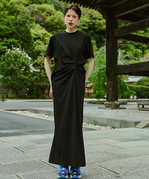 OMMO（オーエムエムオー）の「LINE SLIT TUCK H S OP（ワンピース）」