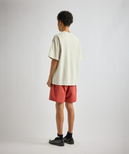 Saturdays NYC(サタデーズ ニューヨークシティ )の「Loofah Collar Relaxed SS Tee(Tシャツ/カットソー・メンズ・ネイビー/ライトグレー/ダークブラウン・L/M/S/XL)」の11枚目の写真
