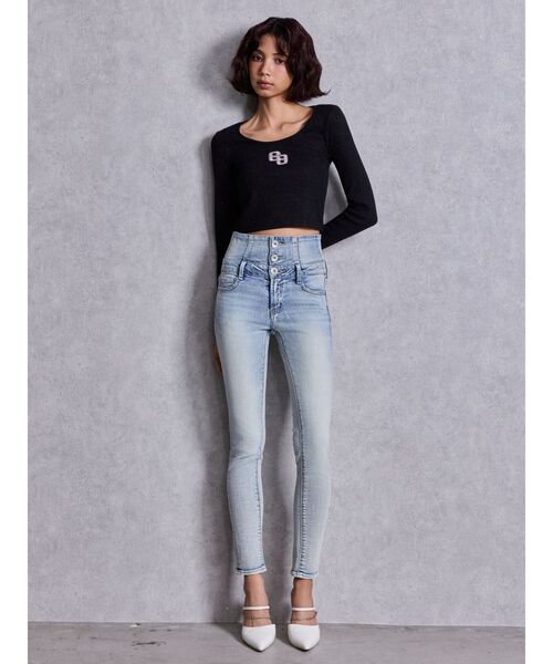 GYDA(ジェイダ)の「ハイウエストウエストクロススキニーデニムパンツ(デニムパンツ・レディース・インディゴブルー/ライトブルー/ブラック・SMALL/MEDIUM/X-SMALL/LARGE)」の19枚目の写真
