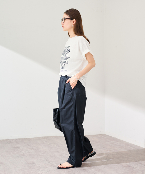 FRAMeWORK(フレームワーク)の「NEW STANDARD TEE(Tシャツ/カットソー・レディース・ネイビー/ダークグリーン/ホワイト・FREE)」の7枚目の写真