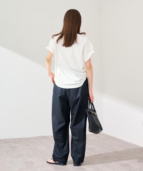 FRAMeWORK(フレームワーク)の「NEW STANDARD TEE(Tシャツ/カットソー・レディース・ネイビー/ダークグリーン/ホワイト・FREE)」の6枚目の写真