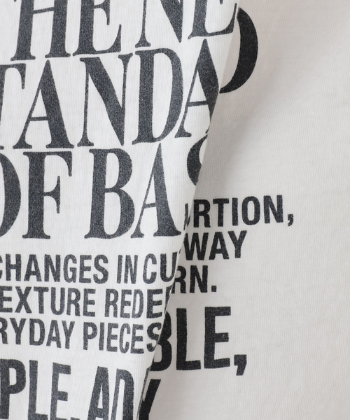FRAMeWORK(フレームワーク)の「NEW STANDARD TEE(Tシャツ/カットソー・レディース・ネイビー/ダークグリーン/ホワイト・FREE)」の13枚目の写真
