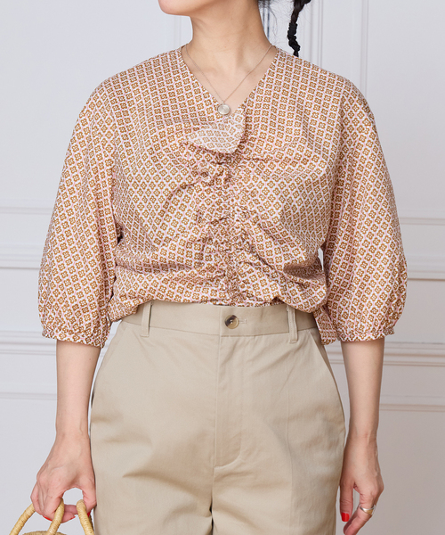 IENA LA BOUCLE(イエナラブークル)の「IENA LA BOUCLE リバティギャザーブラウス(シャツ/ブラウス・レディース・シャーベット・FREE)」の3枚目の写真