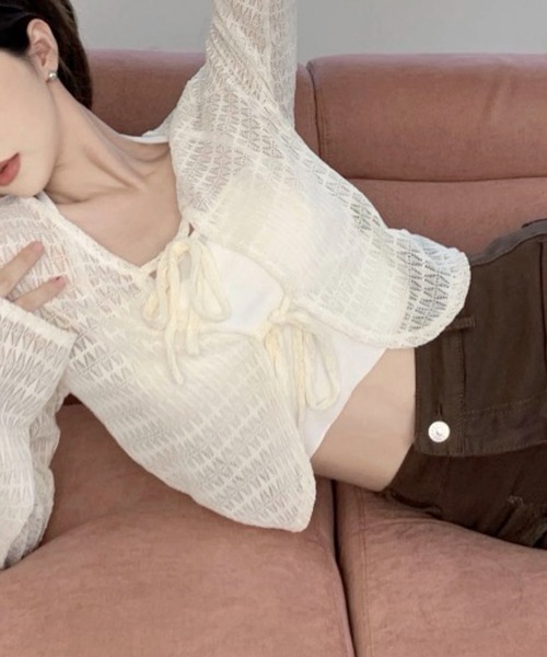 AVYL(アヴィル)の「フロントリボン ショートカーディガン 長袖(Tシャツ/カットソー・レディース・オフホワイト/ホワイト・M)」の6枚目の写真