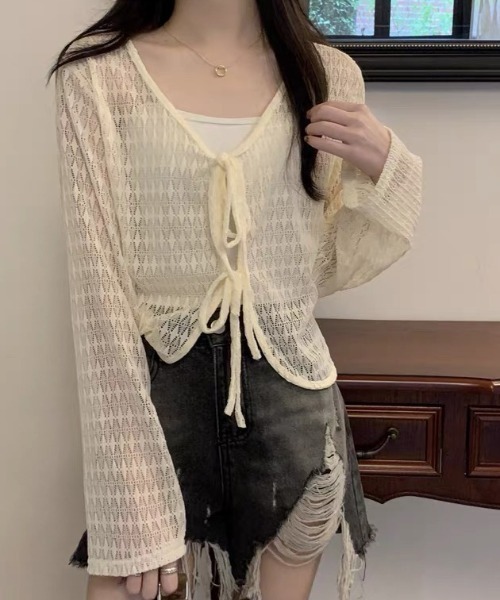 AVYL(アヴィル)の「フロントリボン ショートカーディガン 長袖(Tシャツ/カットソー・レディース・オフホワイト/ホワイト・M)」の13枚目の写真