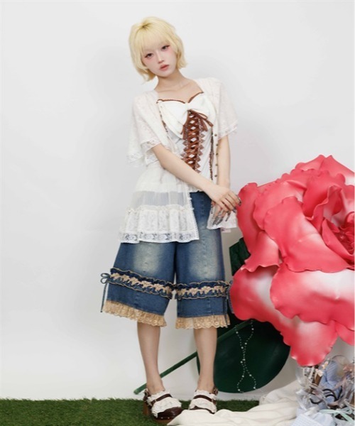 myu:loret(ミュウロレット)の「フリルハーフデニムパンツ(デニムパンツ・レディース・インディゴブルー/ケミカルウォッシュ・FREE)」の9枚目の写真