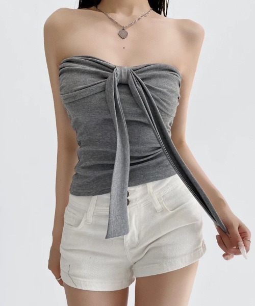 Vipoa（ヴィポア）の「Ribbon tie tube top（チューブトップ・レディース・グレー/ブラック/レッド・FREE）」の5枚目の写真