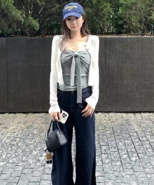 Vipoa（ヴィポア）の「Ribbon tie tube top（チューブトップ・レディース・グレー/ブラック/レッド・FREE）」の11枚目の写真