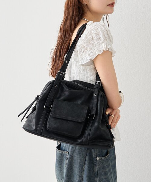 mystic(ミスティック)の「ポケット付きベルトハンドルボストンBAG(トートバッグ・レディース・ブラック・ONE SIZE)」の3枚目の写真