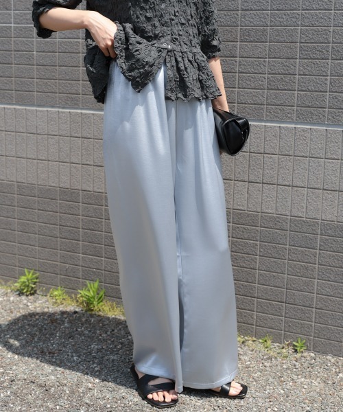 Bab(バブ)の「サテンパンツ(その他パンツ・レディース・ベージュ/ブラック/ブルー・M)」の14枚目の写真