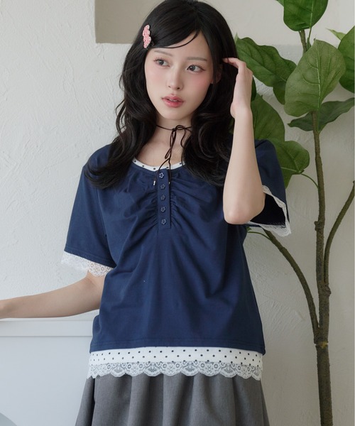 kutir(クティール)の「レイヤード風レースヘンリーネックTシャツ(Tシャツ/カットソー・レディース・ネイビー/オートミール/ホワイト・FREE)」の1枚目の写真