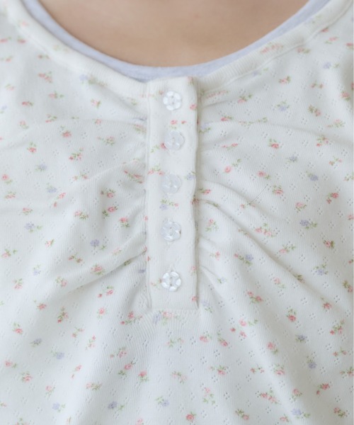 kutir(クティール)の「レイヤード風レースヘンリーネックTシャツ(Tシャツ/カットソー・レディース・ネイビー/オートミール/ホワイト・FREE)」の4枚目の写真