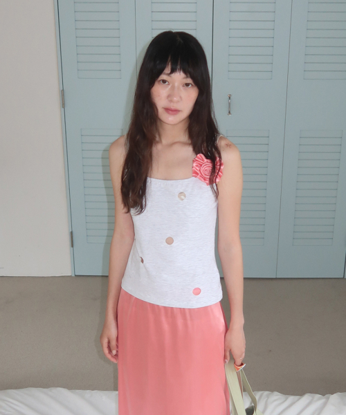 Majournee(マジョネ)の「HOLE DETAIL SLEEVELESS_WHITE MELANGE(Tシャツ/カットソー・レディース・その他・FREE)」の1枚目の写真