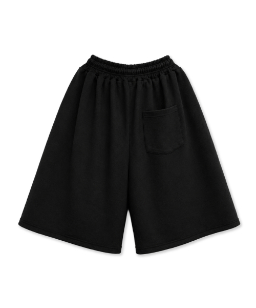 DAMISH(ダミシュ)の「エンジェルクロスワンタックワイドバミューダショートパンツ_ブラック(スウェットパンツ・レディース・ブラック・OS)」の3枚目の写真
