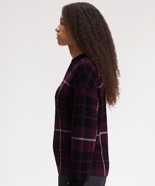 FRED PERRY(フレッドペリー)の「Boucle Tartan Jumper/ブークレタータンチェックジャンパー(ニット/セーター・レディース・プラム・10)」の6枚目の写真