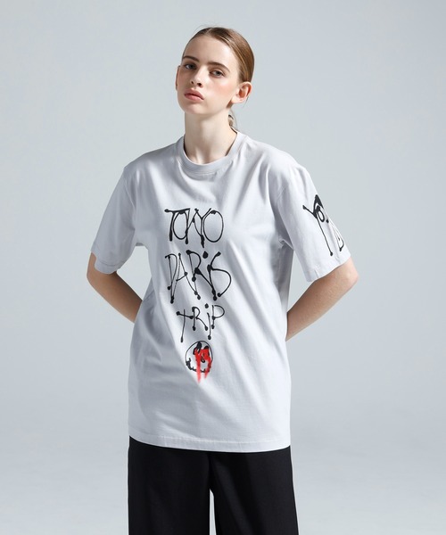 Y-3(ワイスリー)の「Y-3 CHITO CITY GRAPHIC SHORT SLEEVE TEE(Tシャツ/カットソー・メンズ・ライトグレー系・XX-SMALL/X-SMALL/SMALL/MEDIUM/LARGE/X-LARGE/XX-LARGE)」の3枚目の写真