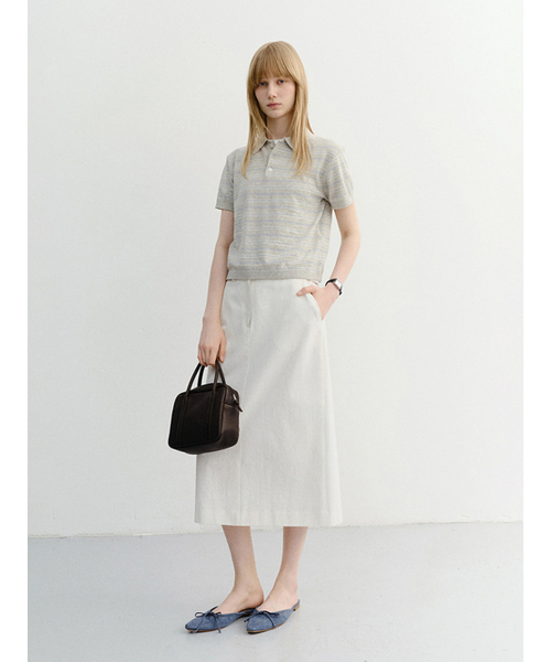 DUNST(ダンスト)の「UNISEX STRIPED POLO KNIT_UDSW6B127_GREY / SOFT BLUE(ニット/セーター・レディース・ライトグレー・MEDIUM/SMALL/X-SMALL/X-LARGE)」の2枚目の写真