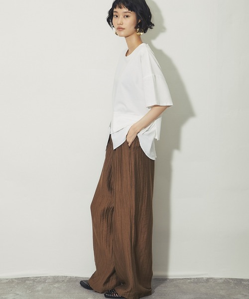 ANOTHER S(アナザーエス)の「裾シャツドッキング レイヤード風ヘムスリットTシャツ(Tシャツ/カットソー・レディース・ブラック/ベージュ/ホワイト・FREE)」の6枚目の写真