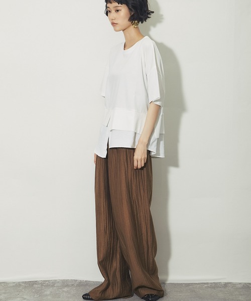 ANOTHER S(アナザーエス)の「裾シャツドッキング レイヤード風ヘムスリットTシャツ(Tシャツ/カットソー・レディース・ブラック/ベージュ/ホワイト・FREE)」の9枚目の写真