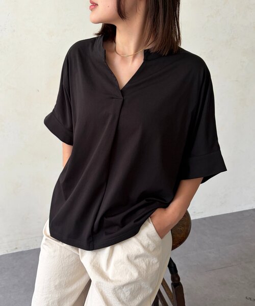 Chez toi(シェトワ)の「シルケット袖ターンBACKプルオーバー(Tシャツ/カットソー・レディース・オフホワイト/グリーン/ブラック/ブラウン・FREE)」の3枚目の写真