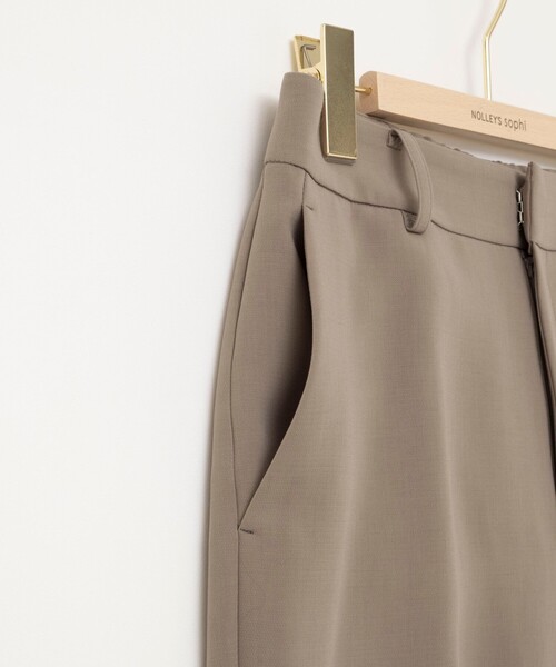 NOLLEY’S Sophi（ノーリーズソフィ）の「《セットアップ対応》ウォッシャブルダブルクロステーパードパンツ（その他パンツ・レディース・カーキ/ネイビー・38/40/36）」の21枚目の写真