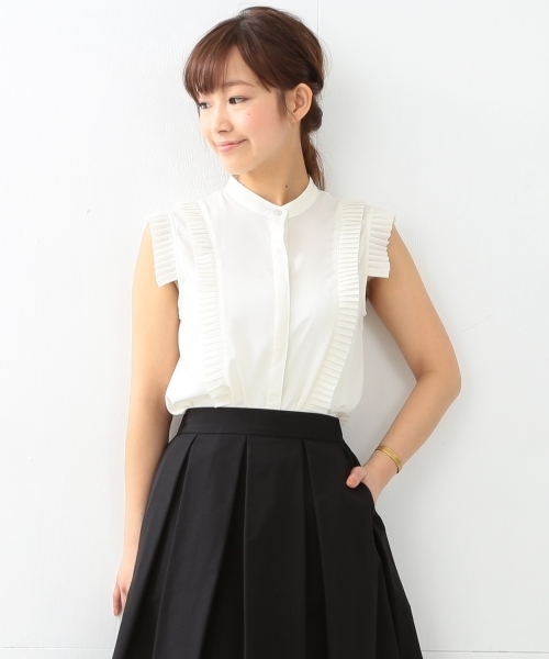 Ray BEAMS（レイビームス）の「Ray BEAMS / バンドカラー プリーツ ブラウス（シャツ/ブラウス・レディース・オフホワイト/ブラック・ONE SIZE）」の6枚目の写真