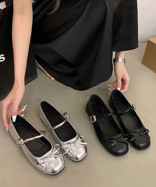 Miniministore(ミニミニストア)の「ストラップパンプス リボン レディース(パンプス・レディース・シルバー/ブラック・25.0cm/24.0cm/23.0cm/24.5cm/23.5cm/22.5cm)」の15枚目の写真