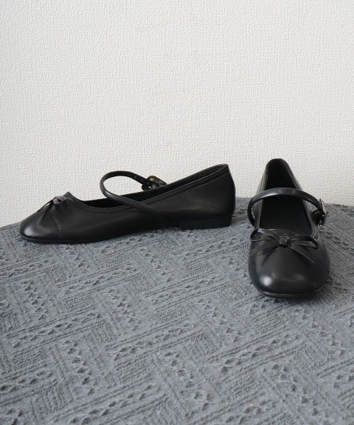 Miniministore(ミニミニストア)の「ストラップパンプス リボン レディース(パンプス・レディース・シルバー/ブラック・25.0cm/24.0cm/23.0cm/24.5cm/23.5cm/22.5cm)」の17枚目の写真