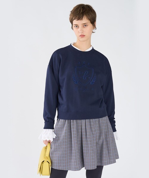 To b. by agnes b.(トゥービーバイアニエスベー)の「ロゴ刺繍 コットン スウェット(ジャージ・レディース・ネイビー・40/38)」の1枚目の写真